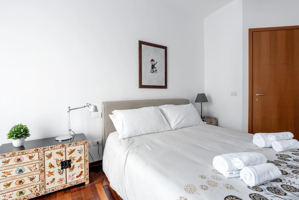 Duomo-PortaromanaXxl Home Terrace & Free Parking Milan Exterior photo